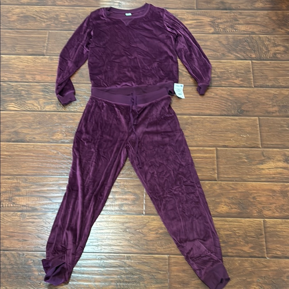 Honeydew Intimates Kids Velvet Pajama Set in Deep Purple